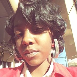 Meet your Posher, Jenea